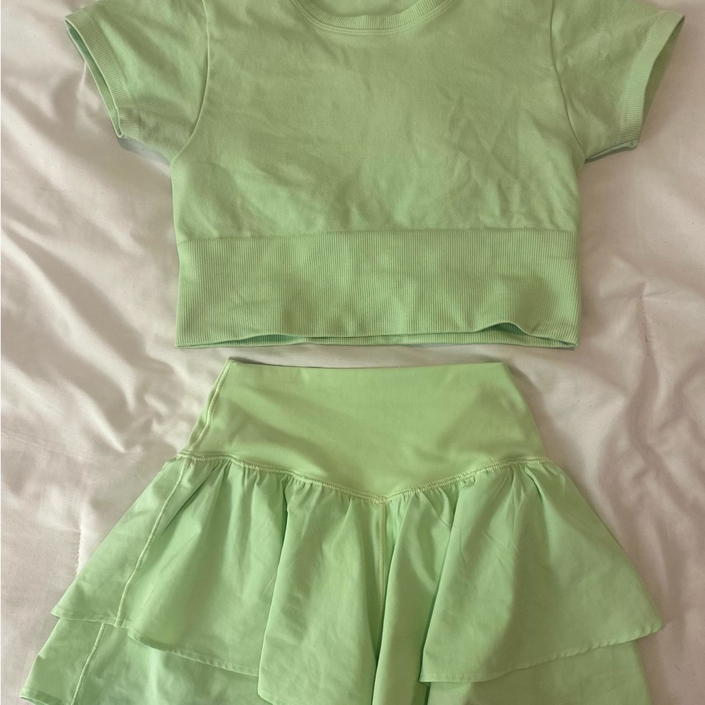 Aerie Green Skirt Elegant Flowy Design